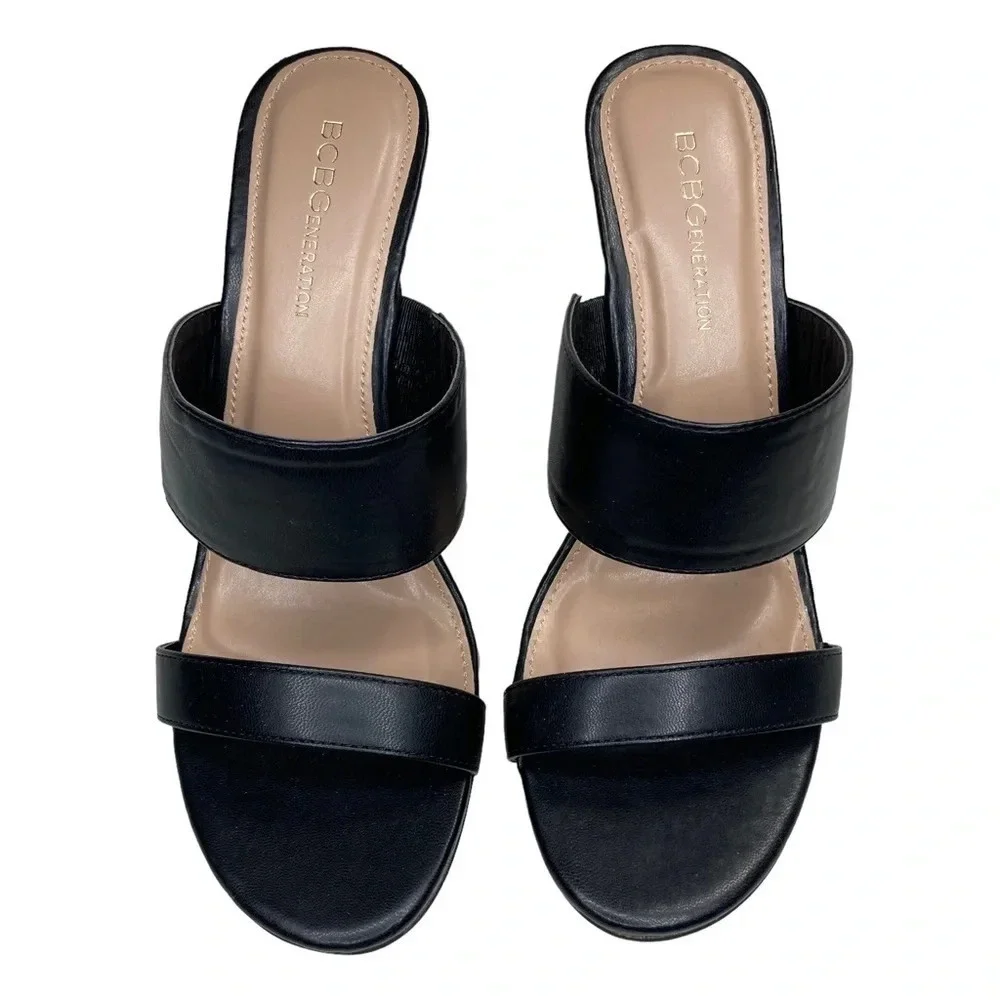 BCBGeneration Women's Walina Wedge Sandal in Black. Sz: 10